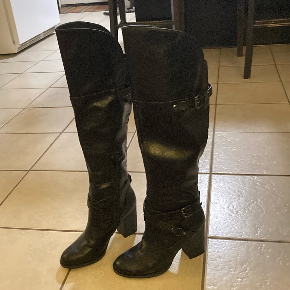 Indigo Road Women's Black Knee-High Boots